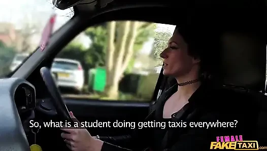 Fake Taxi - знойный водитель получает попробуй член студента