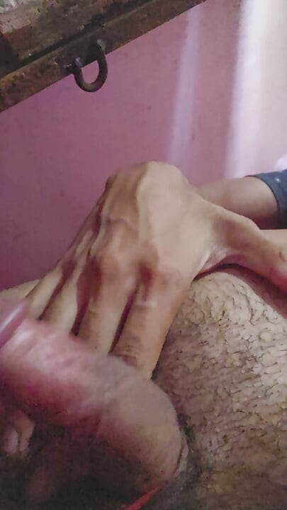 Desi Gym-Boy masturbiert