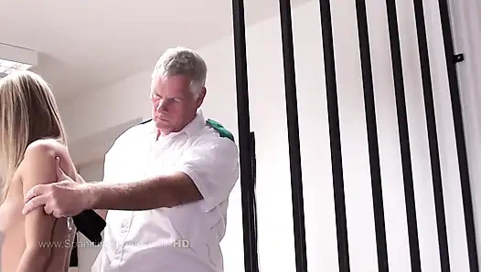 Kate Bare Back Whip 44234