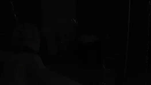 Глотаю каждую каплю с улыбкой