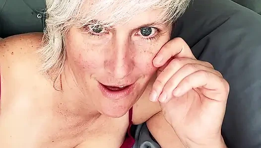 ASMR Morgen Erleichterung - Stiefmutter hilft mir (JOI Countdown)