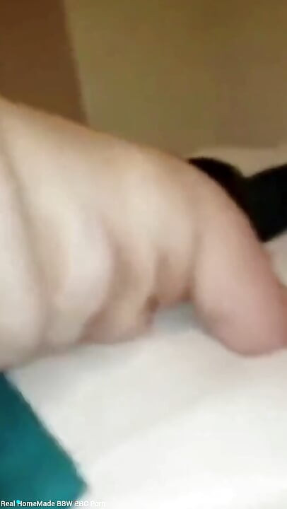 Polaca culona follada duro en perrito fuerte orgasmos gritando