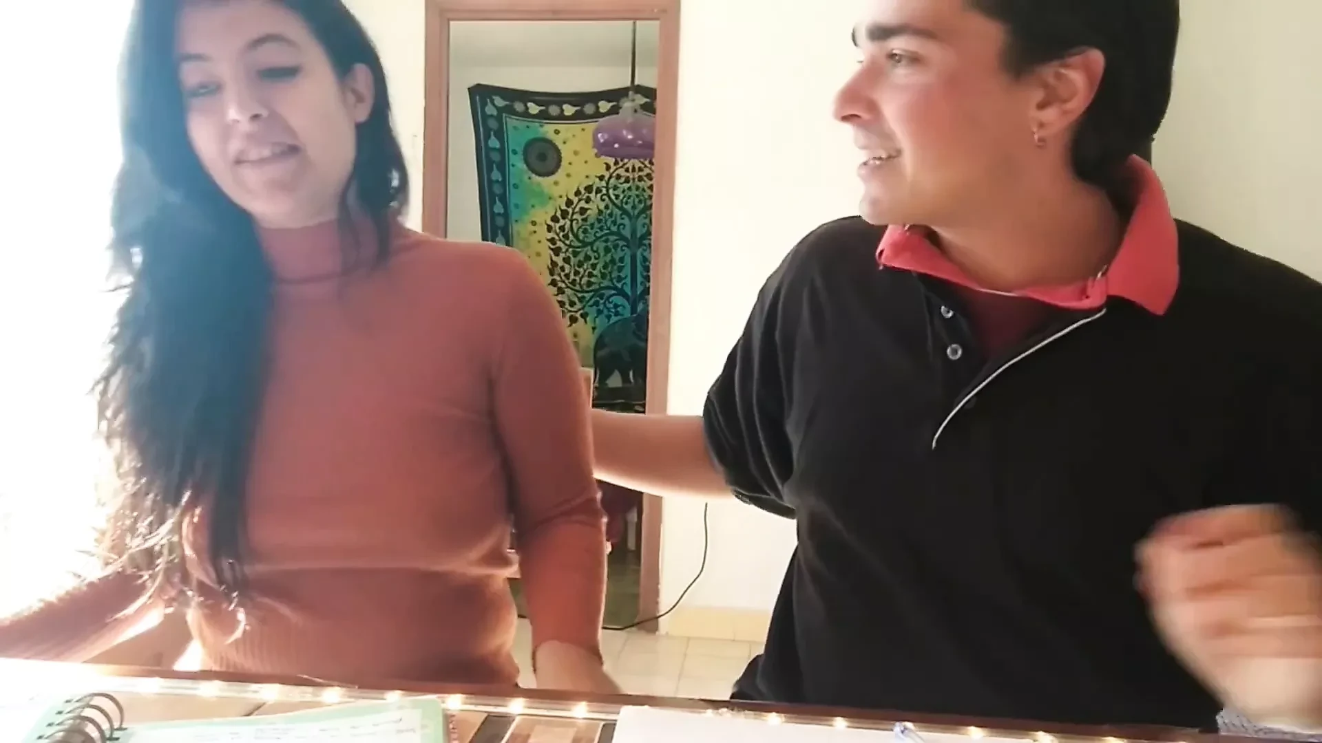Insegnante arrapato scopa forte una studentessa bruna sexy