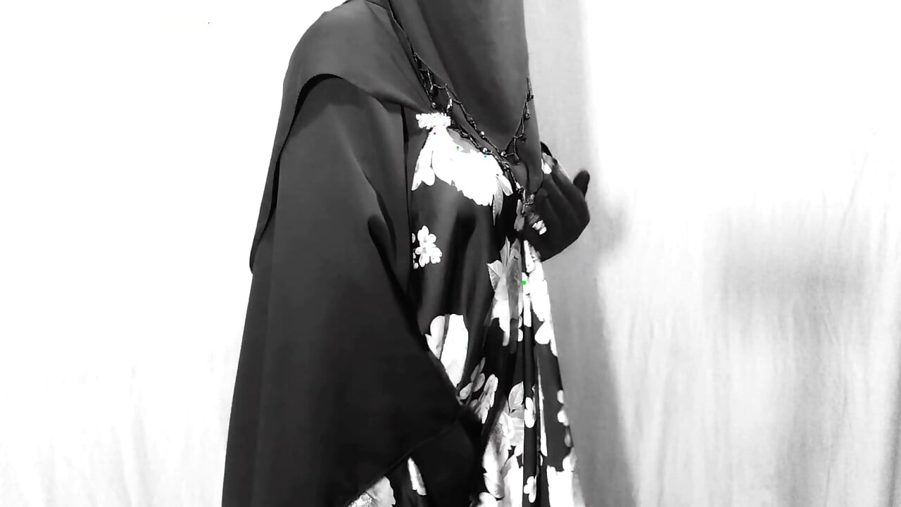 Muslimanska hidžab prekrasna kućanica jebe se sa susjedom - uz jasan Bangla zvuk