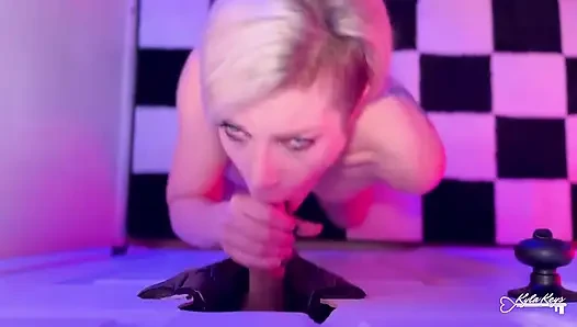 Menguras sperma kontol di gloryhole-nya
