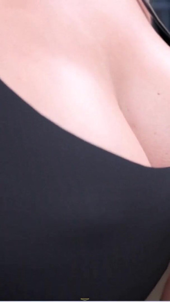 Detik menjatuhkan rahang dari "Milfs of Sunville #35 - Johannes dan Emily mempunyai detik ... Cloe menanggalkan baju-Tnya di hadapan"