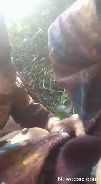 Village girl jungol