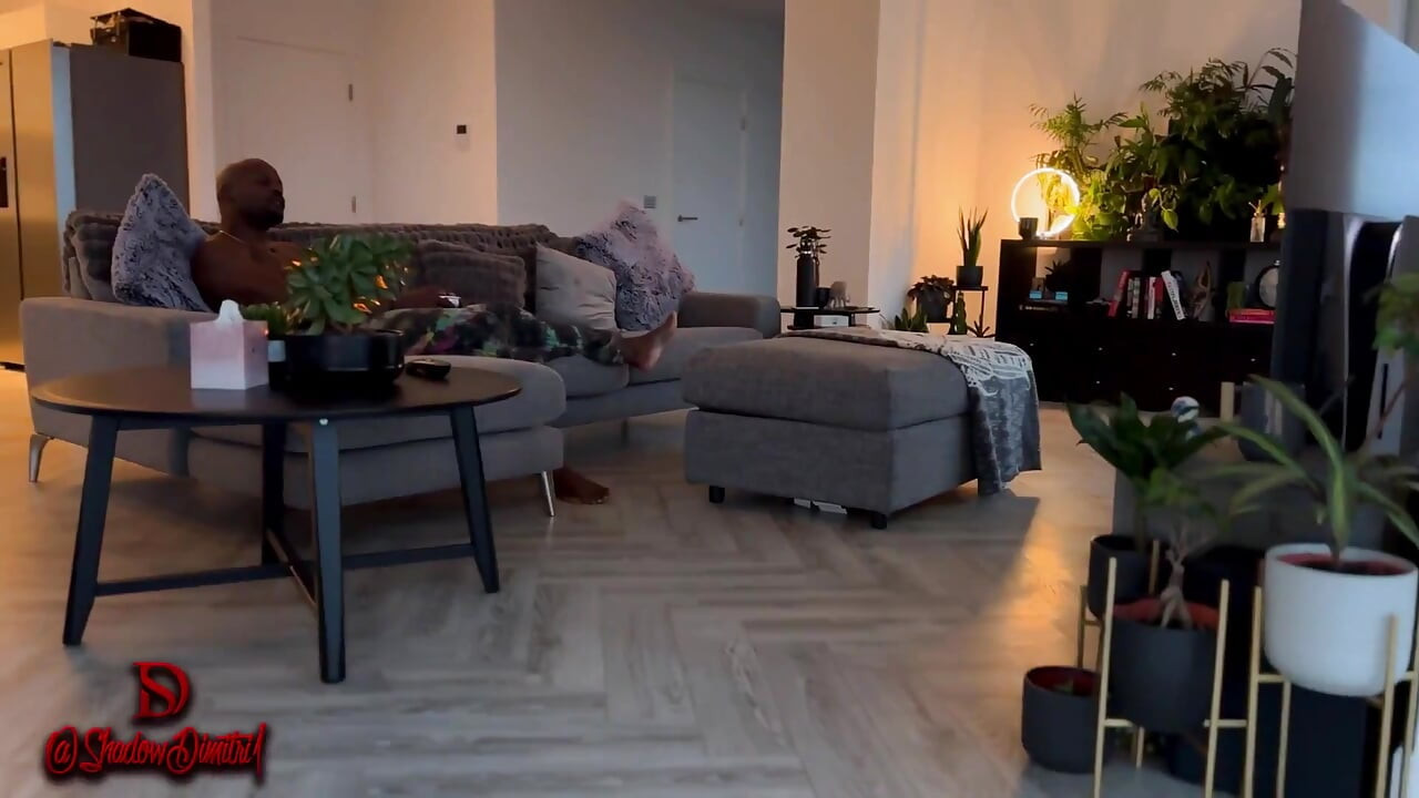 Aaliyah Yasin in Videogame or Hand & Footjob
