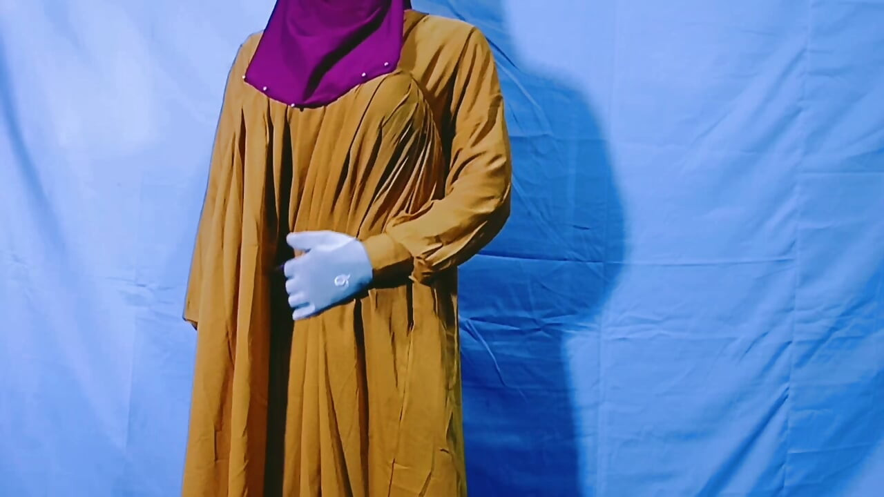 Desi village Bhabhi Bangladeshi hijabi Muslim