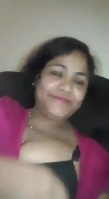 Cute desi