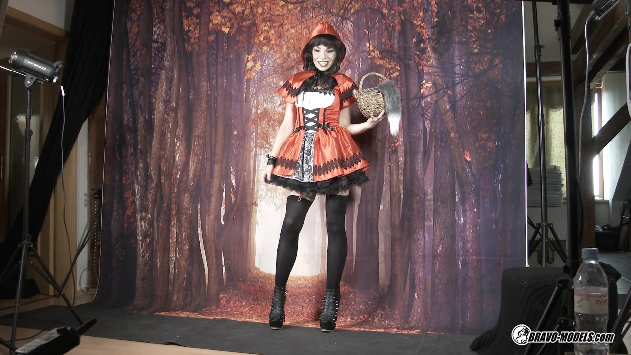 レベカ・ブラック - 407 - スタジオ撮影 バックステージ