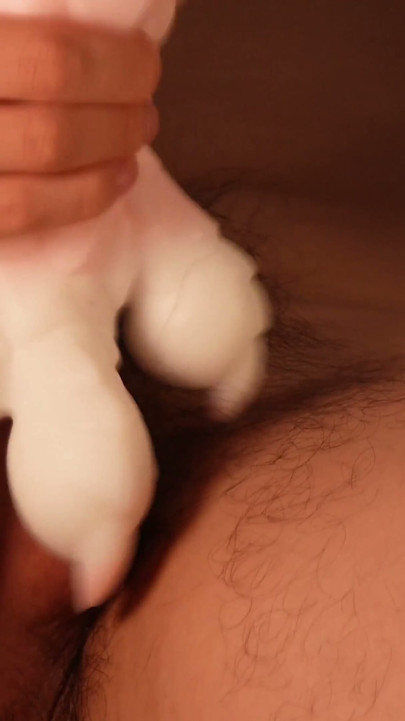 Dragon paw leads me a help hand | Clip 2