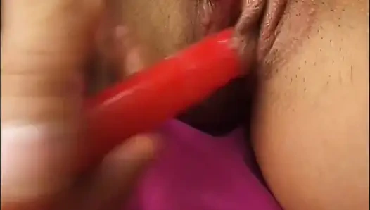 Perverse schmutzige sexy stiefschwester-schlampe