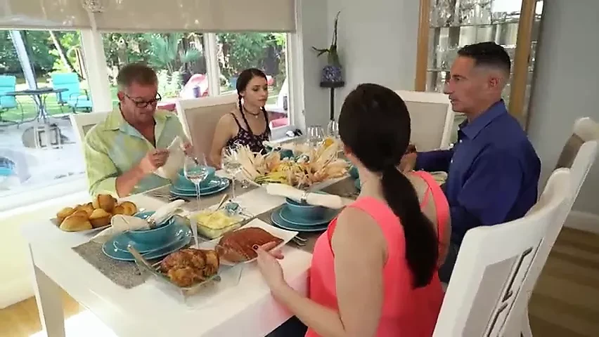 热辣的女儿做爱