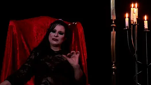 İç Çamaşırlı Bağlı Gotik Kız Yoğun Yarak Yolculuğu Yapıyor