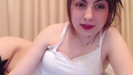 Dobel penetrasi pakai lipstik merah