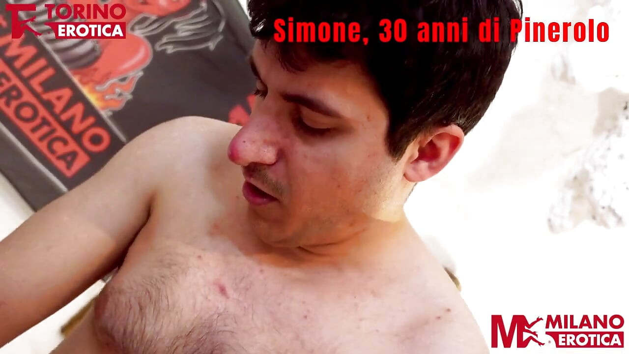 Distribuirea lui Torinoerotica Simone