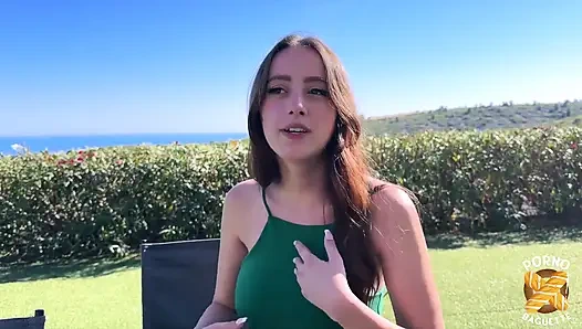 HelloLimoon, горячая девушка, хочет два члена, чтобы трахнуть ее