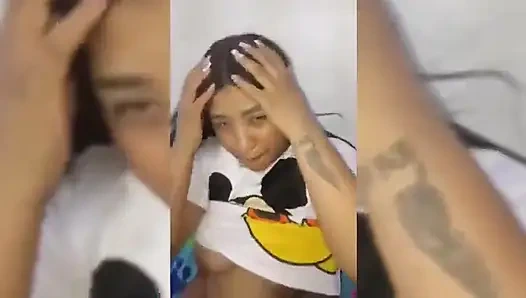 Colombian Brunette Very Tired of Her Life She Sucks the Neighbor!!