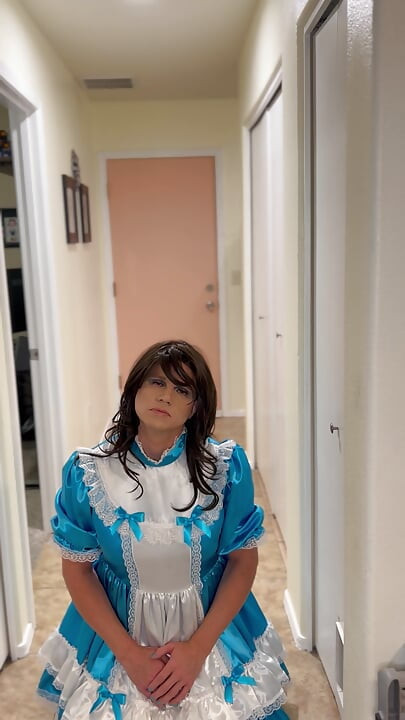 Sissy Greeting