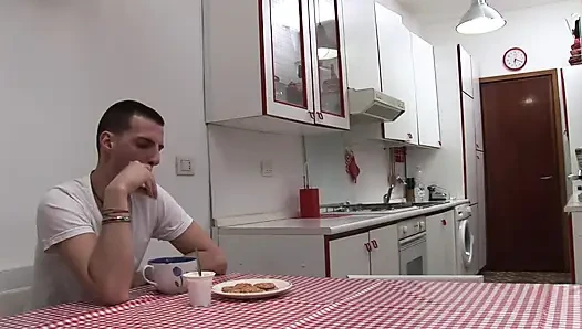 When you have such a hot Stepmommy it's hard to resist a good fuck in the kitchen
