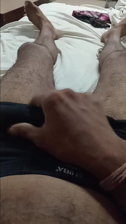 My cock looking for pussy