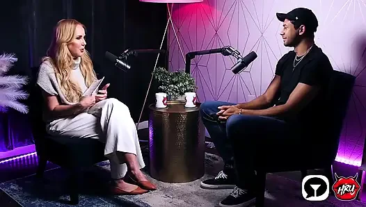 Alex Jones Gets Real About Size, Performance Anxiety, and Pressure