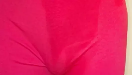 Yoga pantolonuna işemek!