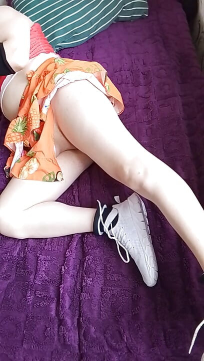 Cur bombat sissy drăguță cu cur blond cu cur mare Femboy Big Soft Smooth FundUl Moale Frumusețe Moale