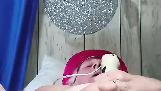 She Was Bored and Horny and Fucked Herself with No Warning