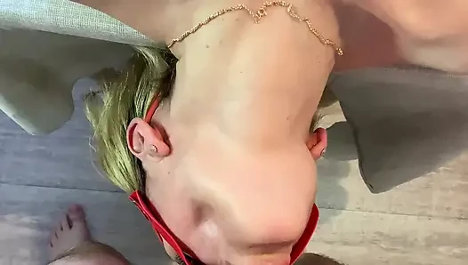Eine reife frau wurde hart gefickt und bekam sperma in den mund