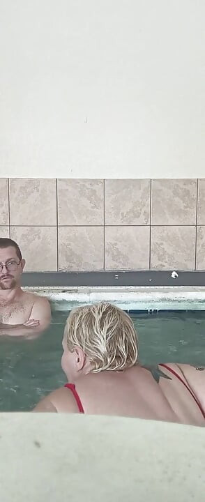 BBW Princess Sucking His Cock Underwater with Her Naughty Stepfather