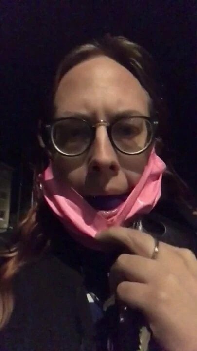 Gag walk