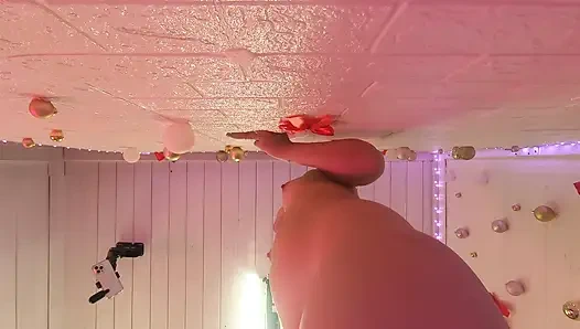 Yanağın arkasında yarak var. AllMyLinks MisssVikki