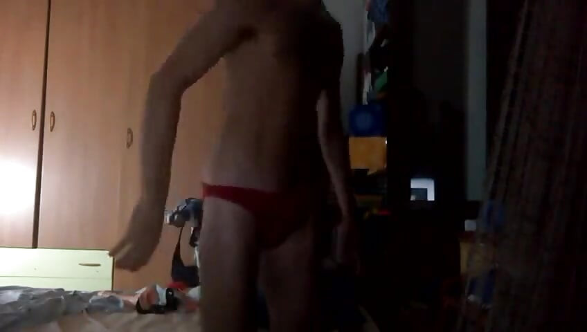 Moi dans une expérience de strip-tease