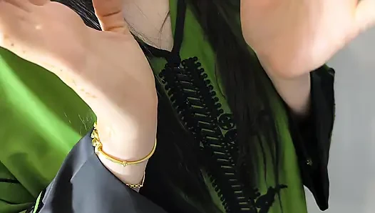 Istri arabku khalijia besar