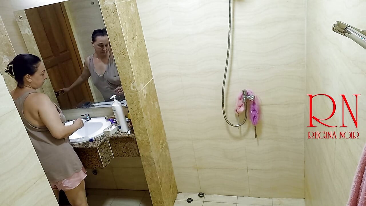 Voyeur Camera in the Shower Room. Homemade Glamour Moments 258