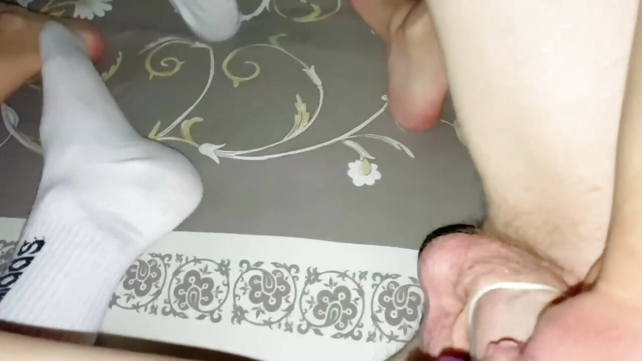 Noc na koleji - studentský sex s kondomem