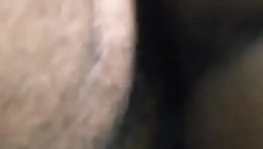 Meine frau isst einen großen schwanz im badezimmer teil 1