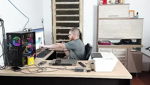Carmonalar, sırayla Candy's ile prezervatifsiz davranıyor