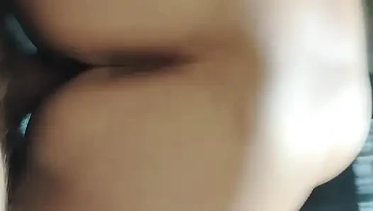 Nine benim için kendini kaydediyor ve onu siktim