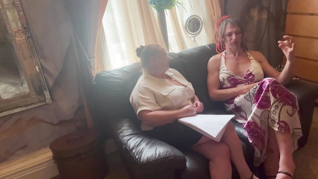Domina Satana Interviews the fabulous Jasmine_Dlight