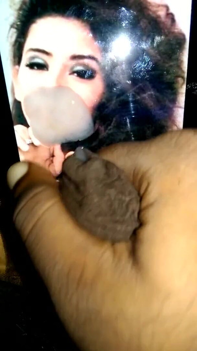 Jaw-dropping moment from "horny cum tribute to the mast maal Manisha Koirala"