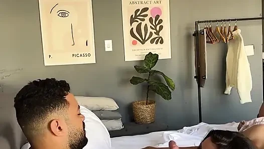 Onun zevkine susamış uyandım