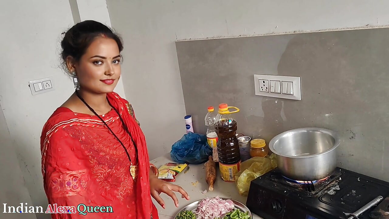 मेरे देवर बहुत चतुर हैं, वह किचन में मैगी बनाता है और बेडरूम में अपने लंड से मेरी गांड चोदता है IndianAlexaqueen