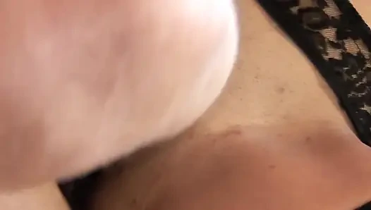 Azgın öğrenci garip bir adamdan dölleniyor