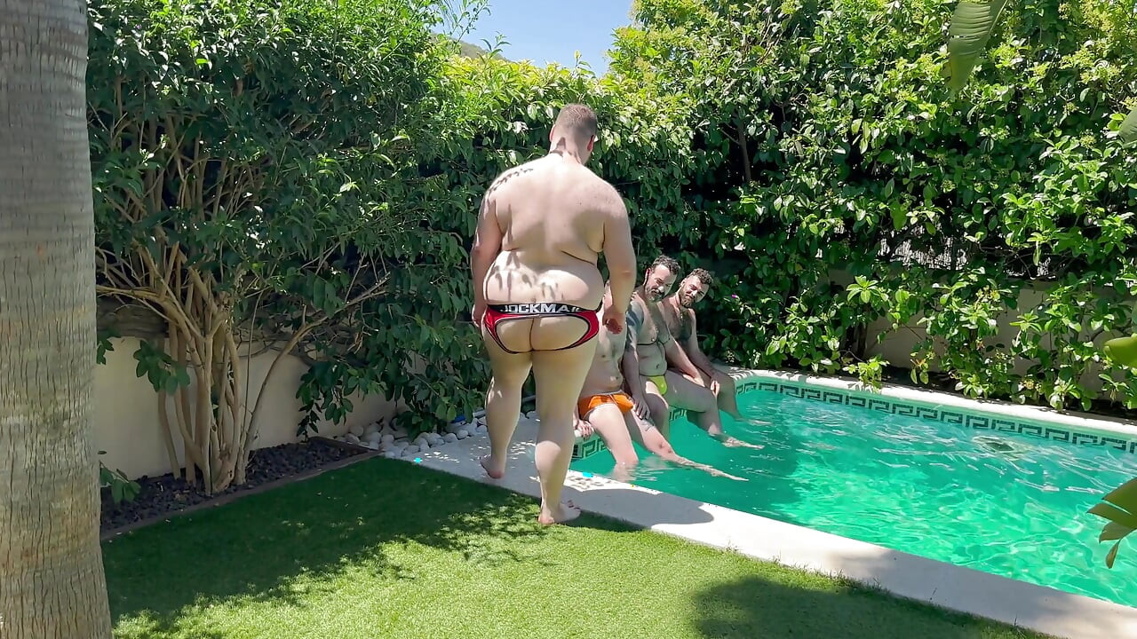 A Bunch of Bears in the Pool