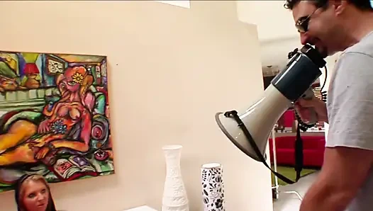 Şişman döl yüzü 4 minik genç amcık düzinelerce şekilde sikiliyor