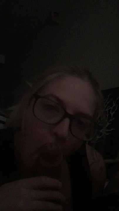 Pawg gives me bj and hj pov