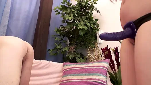 Большие сиськи и мокрая киска - я делаю это в себя - проверить это